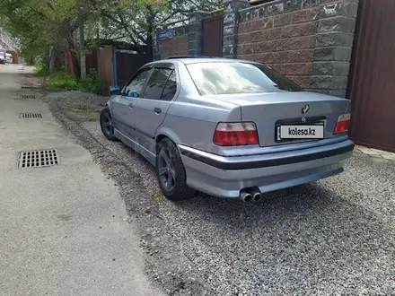 BMW 318 1991 года за 1 700 000 тг. в Алматы – фото 2