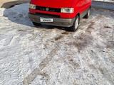 Volkswagen Multivan 1996 года за 3 300 000 тг. в Караганда