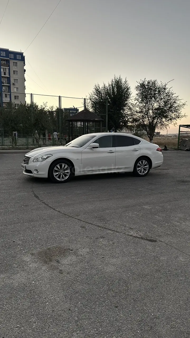 Nissan Fuga, 2013