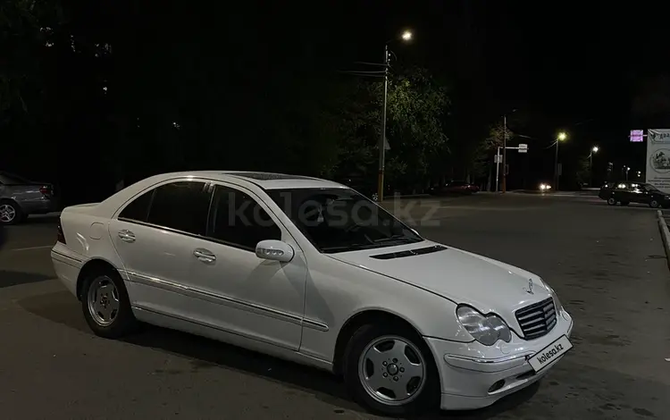 Mercedes-Benz C 200 2002 года за 2 800 000 тг. в Тараз
