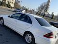 Mercedes-Benz C 200 2002 года за 2 800 000 тг. в Тараз – фото 5