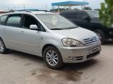 Toyota Avensis Verso 2001 года за 4 500 000 тг. в Жанаозен