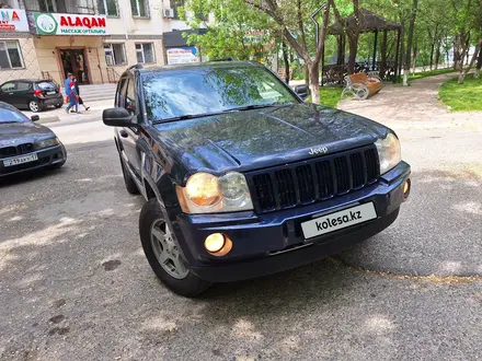 Jeep Grand Cherokee 2005 года за 7 500 000 тг. в Шымкент – фото 2