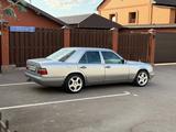 Mercedes-Benz E 200 1995 года за 3 800 000 тг. в Караганда – фото 4