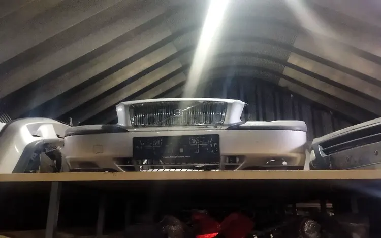 Бампер за 100 000 тг. в Астана