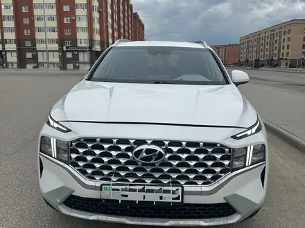 Hyundai Santa Fe 2021 года за 11 300 000 тг. в Актобе