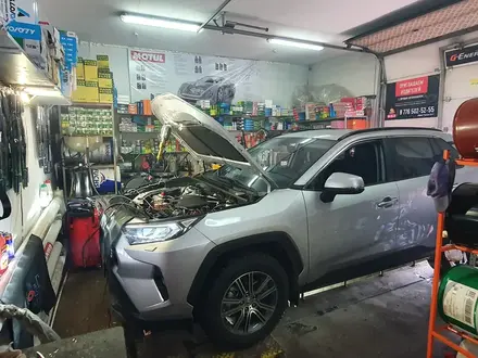 Замена масла Castrol замена всех жидкостей проверка в Караганда – фото 10