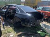 Audi A8 2011 года за 300 000 тг. в Астана