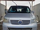 Volkswagen Multivan 2003 годаүшін6 600 000 тг. в Астана