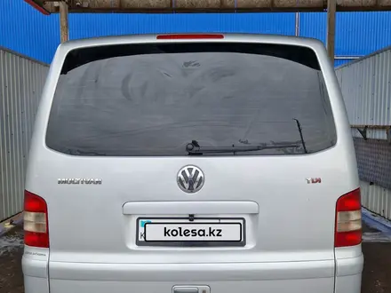 Volkswagen Multivan 2003 года за 6 600 000 тг. в Астана – фото 4