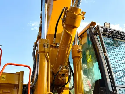 SDLG  Гусеничный экскаватор SDLG E7220H 2025 года в Семей – фото 12