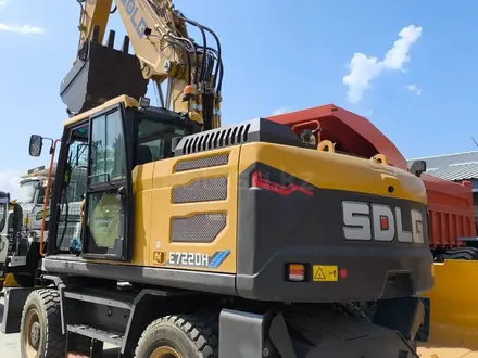 SDLG  Гусеничный экскаватор SDLG E7220H 2025 года в Семей – фото 7