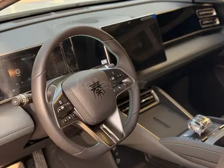 BYD Qin L DM-i 2024 года за 9 300 000 тг. в Алматы – фото 6