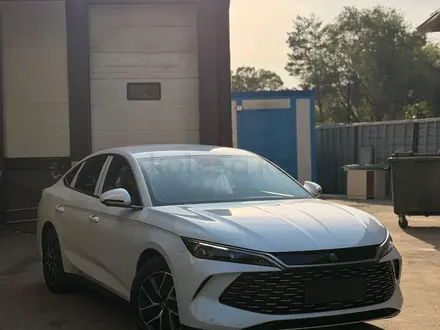 BYD Qin L DM-i 2024 года за 9 300 000 тг. в Алматы