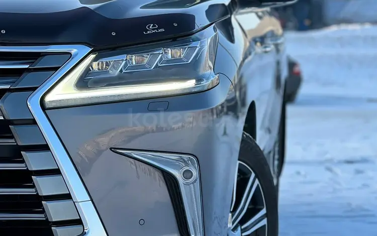 Lexus LX 570 2018 годаүшін46 000 000 тг. в Семей