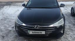 Hyundai Elantra 2020 годаfor8 100 000 тг. в Алматы