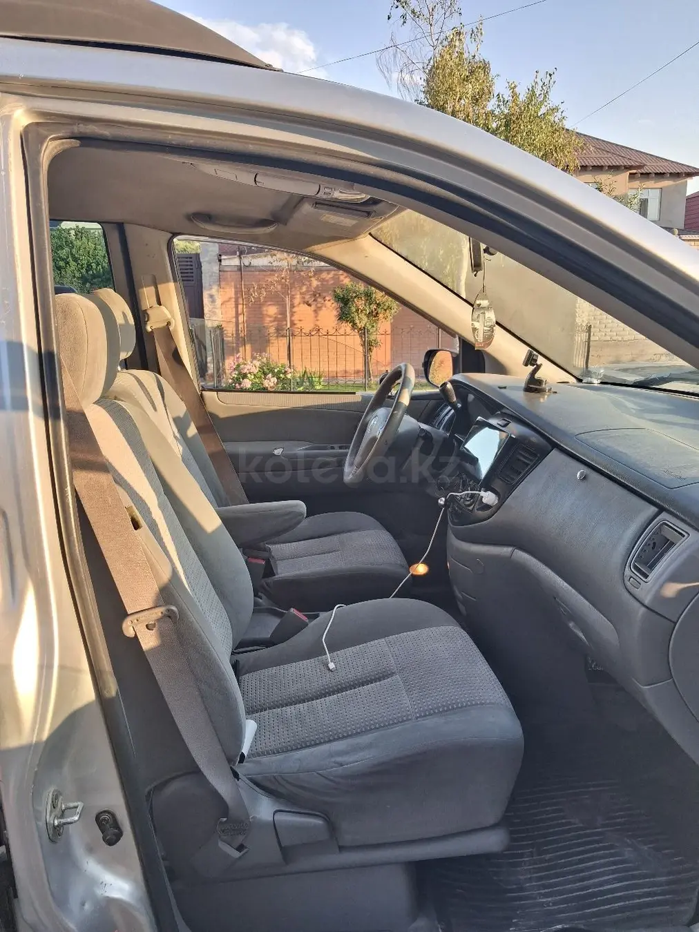 Mazda MPV, 2003