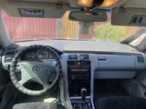 Mercedes-Benz E 320 2000 года за 4 500 000 тг. в Атырау – фото 3