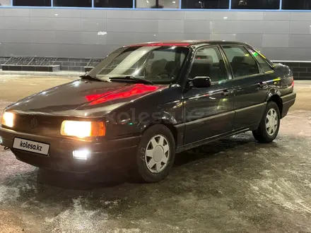 Volkswagen Passat 1993 года за 1 600 000 тг. в Караганда – фото 7