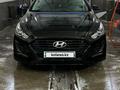 Hyundai Sonata 2018 годаfor8 200 000 тг. в Актобе