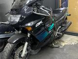 Honda  CBR 1000F 1995 годаүшін2 700 000 тг. в Рудный – фото 2