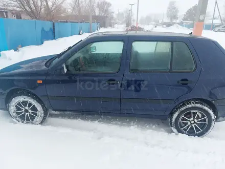 Volkswagen Golf 1994 года за 1 200 000 тг. в Аксу – фото 4