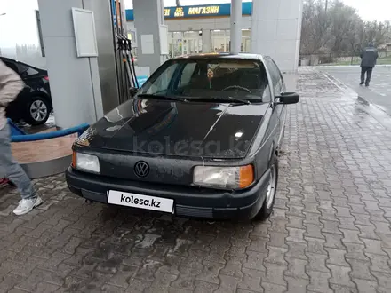 Volkswagen Passat 1990 года за 580 000 тг. в Шымкент – фото 2