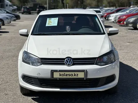Volkswagen Polo 2013 года за 3 600 000 тг. в Актобе – фото 2