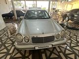 Mercedes-Benz E 240 1997 года за 3 500 000 тг. в Сарыагаш