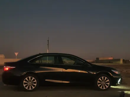 Toyota Camry 2015 года за 7 600 000 тг. в Жанаозен – фото 3