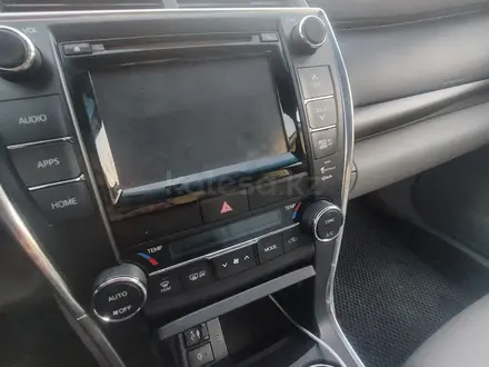 Toyota Camry 2015 года за 7 600 000 тг. в Жанаозен – фото 7