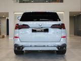 BMW X5 XDrive 40i 2026 года за 74 579 548 тг. в Экибастуз – фото 5