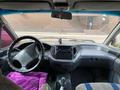 Toyota Previa 1995 года за 2 500 000 тг. в Караганда – фото 2