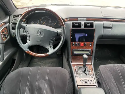 Mercedes-Benz E 420 1997 года за 3 500 000 тг. в Алматы – фото 9