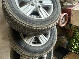 Toyota Land Cruiser диски с резиной в оригинале за 560 000 тг. в Шымкент – фото 2