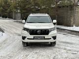 Toyota Land Cruiser Prado 2023 года за 29 500 000 тг. в Алматы – фото 3