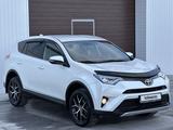 Toyota RAV4 2017 года за 12 550 000 тг. в Караганда – фото 4