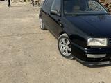 Volkswagen Golf 1994 года за 1 400 000 тг. в Актау – фото 3