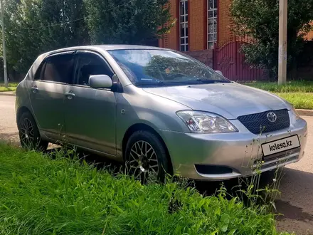 Toyota Corolla 2001 года за 3 200 000 тг. в Астана – фото 2