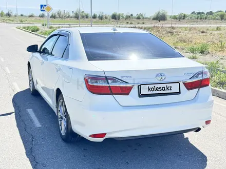 Toyota Camry 2016 года за 9 800 000 тг. в Алматы – фото 3