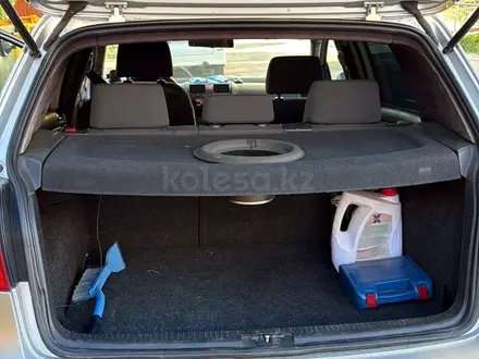 Volkswagen Golf 2004 года за 3 000 000 тг. в Астана – фото 4