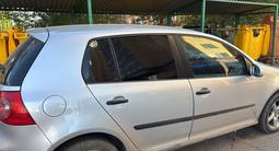 Volkswagen Golf 2004 года за 3 000 000 тг. в Астана