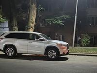 Toyota Highlander 2016 года за 10 800 000 тг. в Алматы