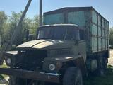 Урал  375 2000 года за 750 000 тг. в Актобе