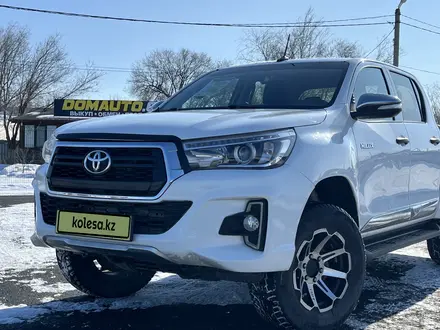 Toyota Hilux 2017 года за 15 200 000 тг. в Уральск – фото 9