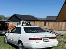 Toyota Camry, 1999