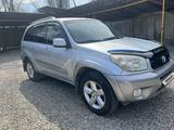 Toyota RAV4 2004 годаүшін5 900 000 тг. в Тараз