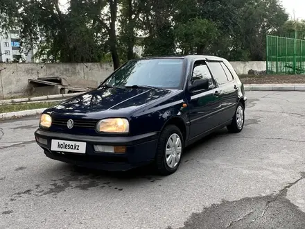 Volkswagen Golf 1995 года за 1 400 000 тг. в Шымкент – фото 3