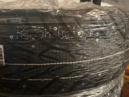 Шины APlus 205/60/16 шипованные новые за 33 000 тг. в Аягоз