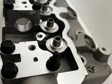 Головка блока пустой на TOYOTA 1KZ-T за 135 000 тг. в Алматы – фото 4